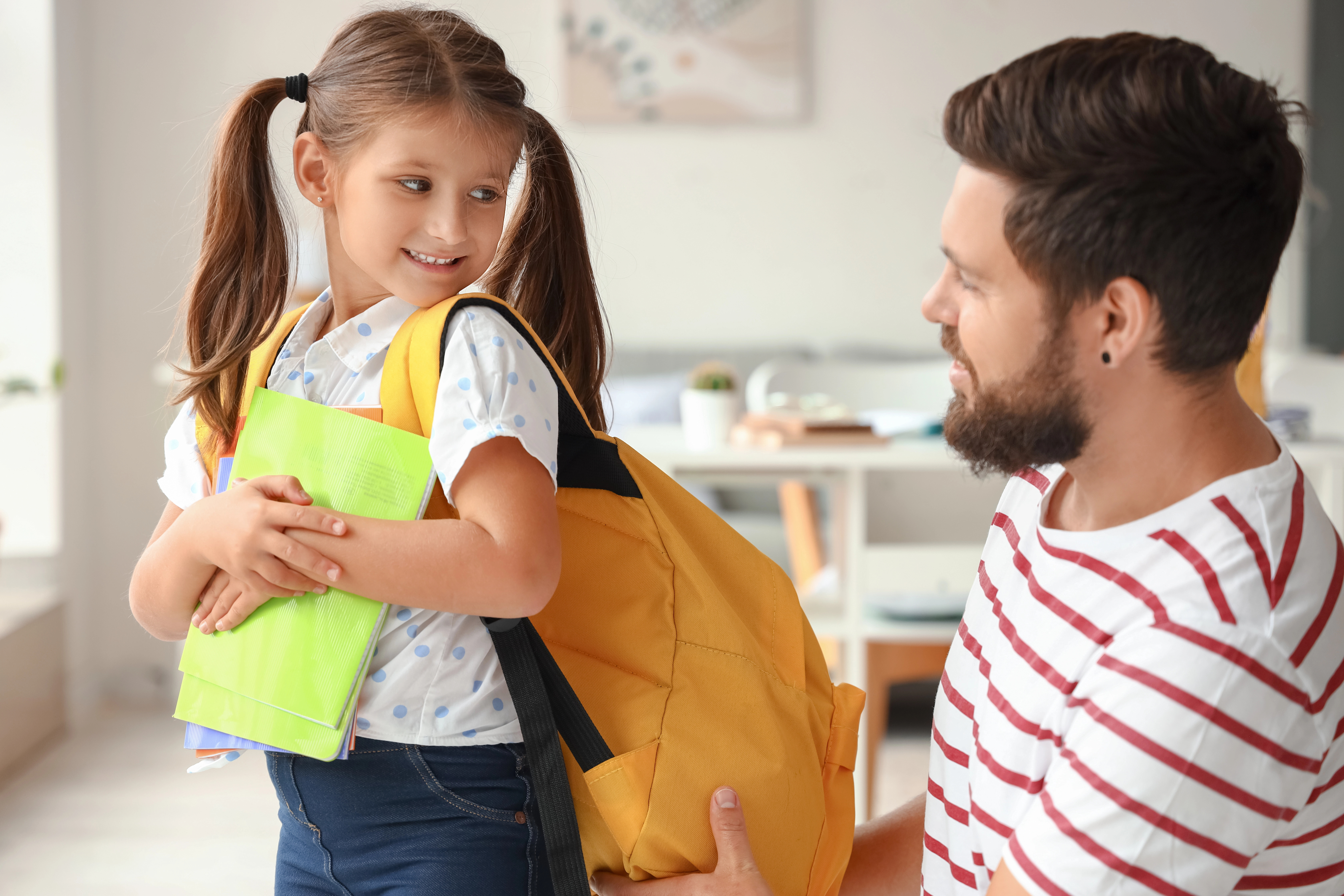 Kind op eerste schooldag